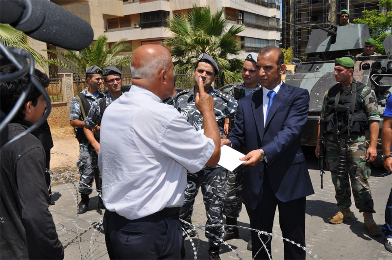 الاحتجاج الفلسطيني الأول أمام السفارة المصرية في بيروت