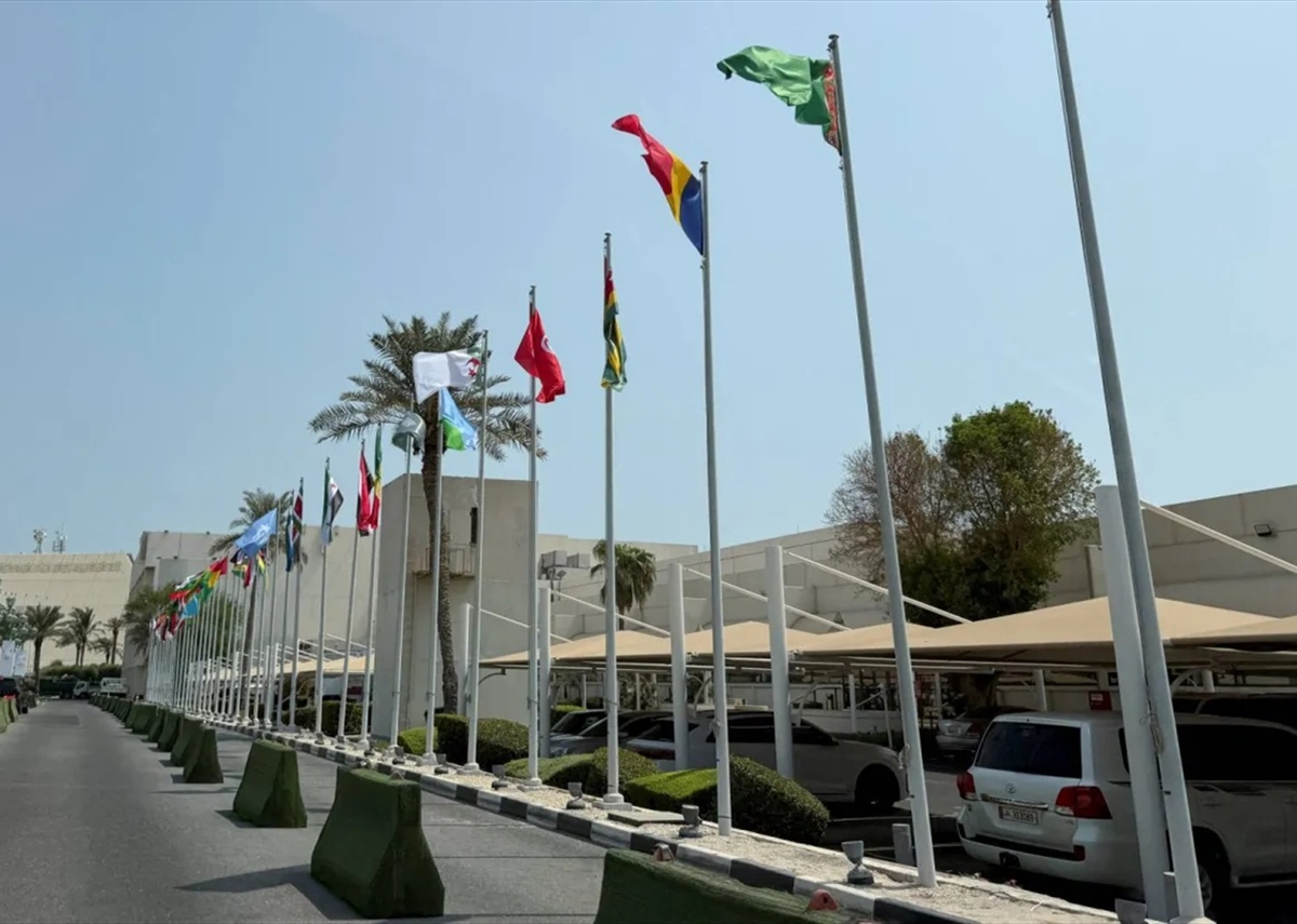 القمة العربية: فرصة تاريخية لتوحيد الجهود ومنازعة عضوية إسرائيل لدى الأمم المتحدة