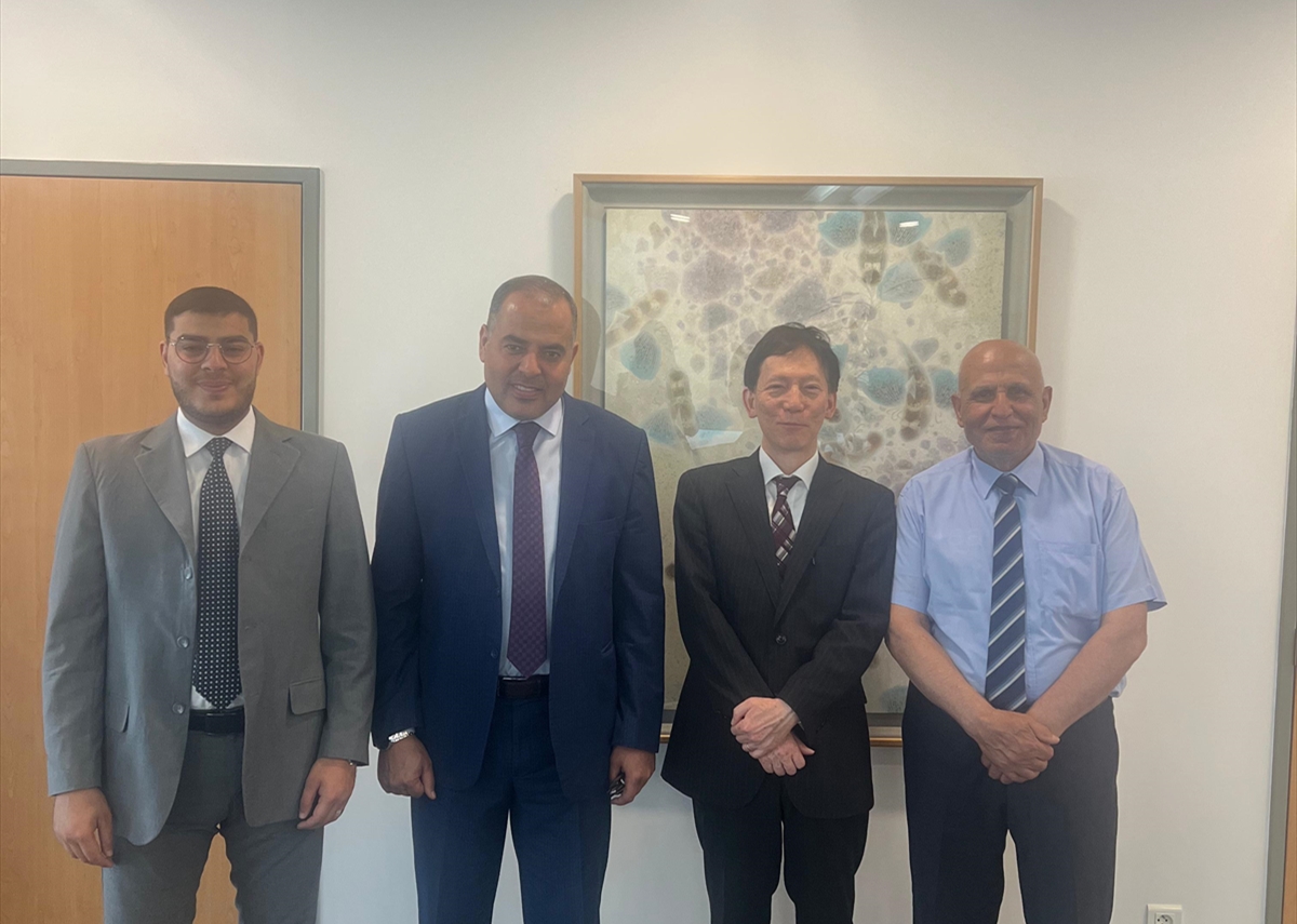 وفد من (شاهد) يلتقي السفير الياباني في لبنان ويسلمه نسخة من التقرير السنوي لعام 2024