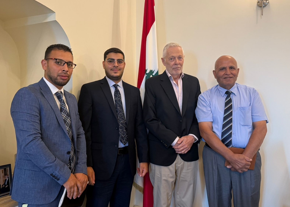 (شاهد) تلتقي رئيس لجنة الحوار اللبناني الفلسطيني السفير رامز دمشقية في السرايا الحكومية وتناقش قضايا حقوقية
