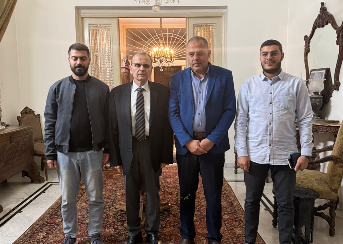 النائب الدكتور عبد الرحمن البزري يستقبل وفدًا من مؤسسة (شاهد) ويطّلع على مشروع “الكرامة القانونية”