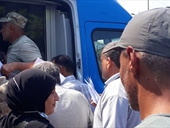 (شاهد)  تدعو وكالة الأونروا  لتنظيم  عملية توزيع المساعدات على اللآجئين الفلسطينيين في لبنان بشكل أفضل