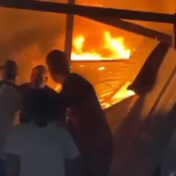 (شاهد): استهداف الاحتلال الإسرائيلي لخيام النازحين في رفح جريمة حرب موصوفة تستدعي اتخاذ إجراءات عاجلة