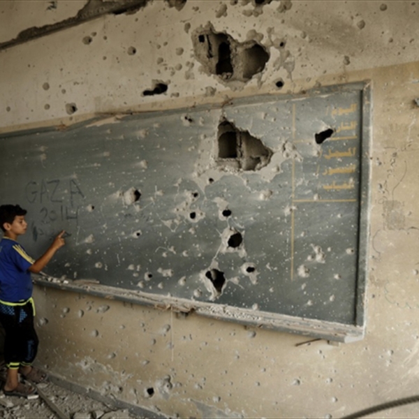 تعليم تحت الحطام: عام دراسي جديد في فلسطين دون غزة