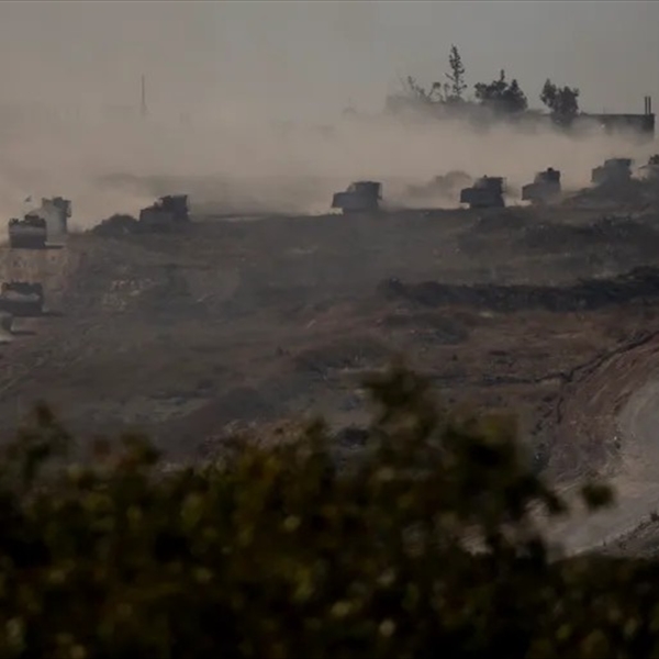 (شاهد) تطالب الحكومة البريطانية بتقديم أدلة لجرائم الحرب في غزة المتوفرة لديها  إلى المحكمة الجنائية الدولية