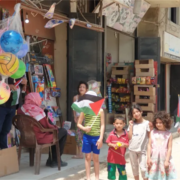 (شاهد) تطالب الحكومة اللبنانية الجديدة بأن يتضمن بيانها الوزاري حقوق اللاجئين الفلسطينيين في لبنان