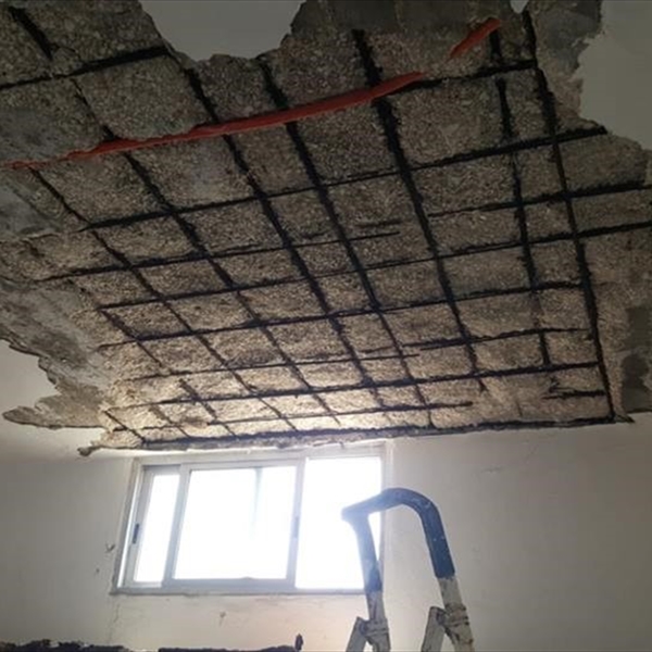 في مخيمات لبنان.. آلاف منازل اللاجئين على وشك الانهيار بسبب منع الترميم