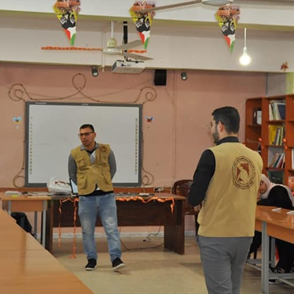 في اليوم العالمي لحقوق الإنسان  ورشة حقوقية ل (شاهد) بالتعاون مع البرلمان المدرسي  لثانوية  دير ياسين في صور