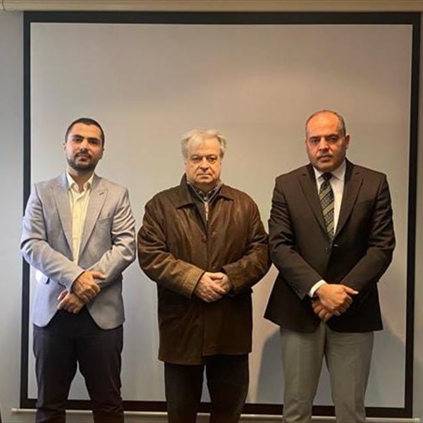 (شاهد) تسلّم رسالة تقدير لخارجية جنوب أفريقيا