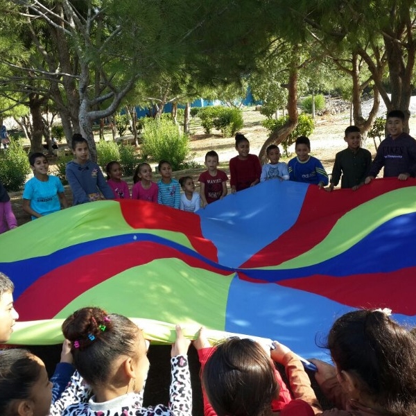 نشاط ترفيهي للأطفال