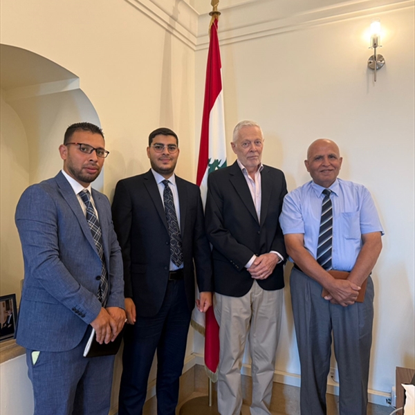 (شاهد) تلتقي رئيس لجنة الحوار اللبناني الفلسطيني السفير رامز دمشقية في السرايا الحكومية وتناقش قضايا حقوقية