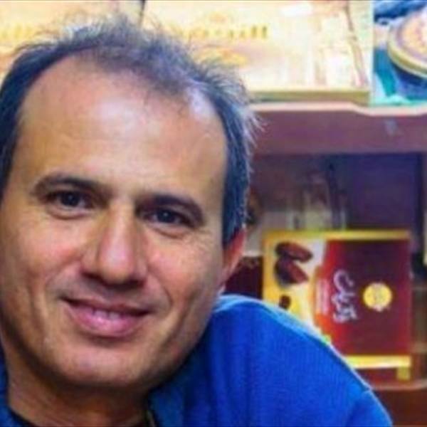 (شاهد): تطالب بتشكيل لجنة تحقيق دولية في جريمة اغتيال الأسير المحرر  عمر نايف زايد  داخل مقر السفارة الفلسطينية في بلغاريا   