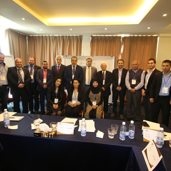 باحثون متخصصون  وقانونيون: هناك  فرص حقيقية لمحاسبة الاحتلال الإسرائيلي  بعد التوقيع على الاتفاقيات الدولية وعلى القيادة الفلسطينية الاستفادة  من هذه الاتفاقيات لصالح حقوق الشعب الفلسطيني   