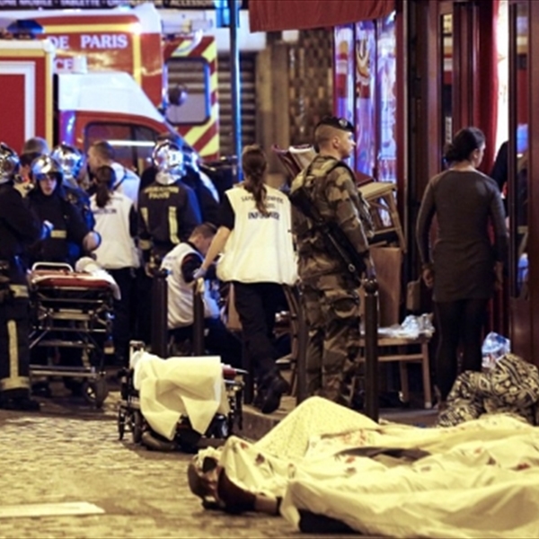 (شاهد) تدين العمليات المسلحة في باريس  مثل إدانتها لجرائم الاحتلال الاسرائيلي