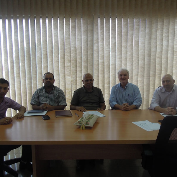 (شاهد) تناقش مع مدير عام الأونروا في لبنان القرارات المستجدة بخصوص التعليم وبقية الخدمات للاجئين