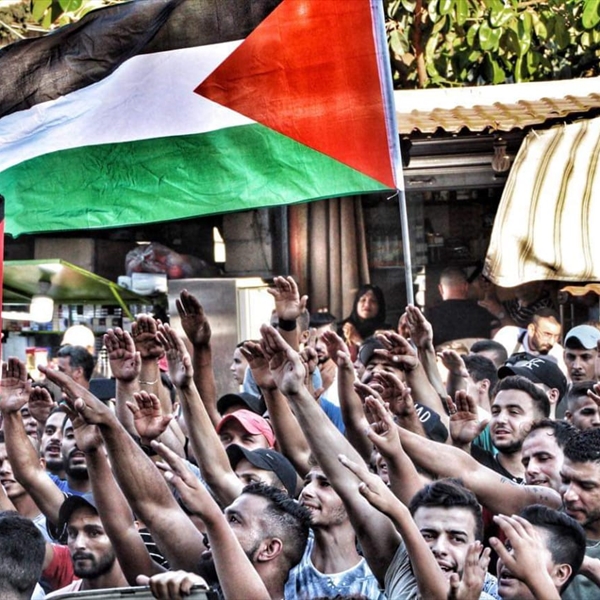 المؤسسة الفلسطينية لحقوق الإنسان (شاهد) وملتقى سفراء حقوق الإنسان  يطلقون  حملة الكترونية ضد قرار وزير العمل اللبناني بحق العمال الفلسطينيين.