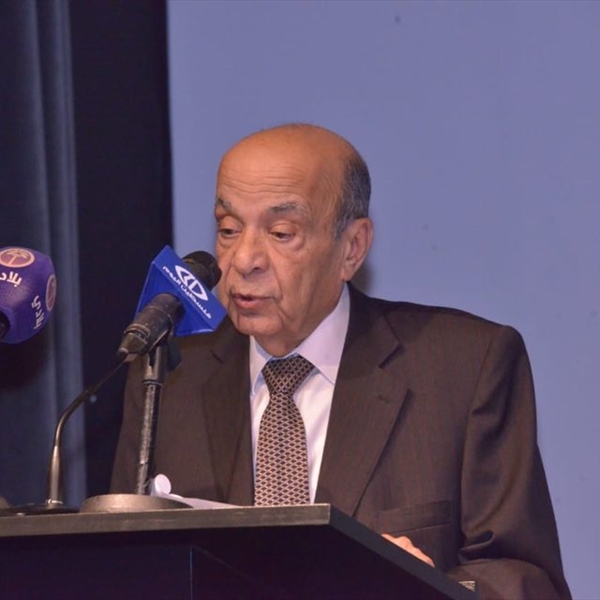 شاهد) تنعى المحامي الدكتور صلاح الدين الدباغ) 