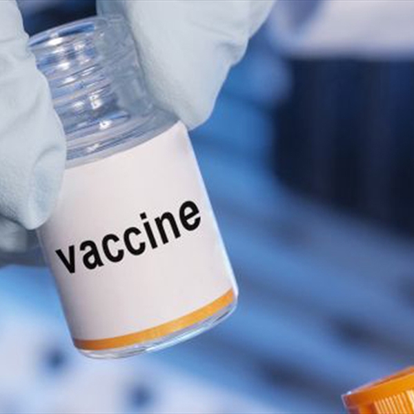 (شاهد): هل وضعت الأونروا خطتها لتأمين اللقاح للاجئين الفلسطينيين؟