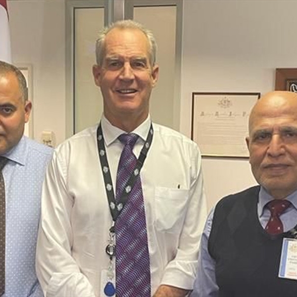 السفير الأسترالي في لبنان يستقبل وفداً من (شاهد) ويتسلم نسخة عن التقرير السنوي لعام 2022